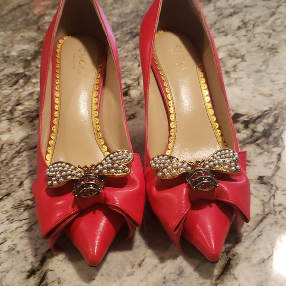 Gucci - Picture 2 of 4